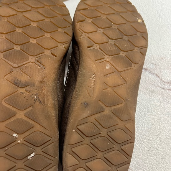 Clarks Collection Vailee Pine Bronze Pewter Mary Jane Ballet Flat Size 9.5 W. - Picture 9 of 9